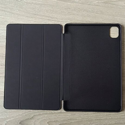 Tri-Fold Flip Cover for Xiaomi Pad 5 like new