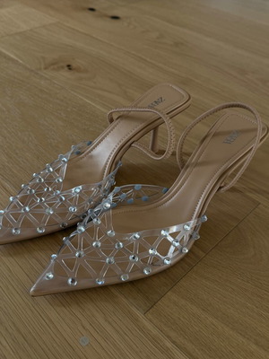 Zara glitter pumps beige size 40 like new