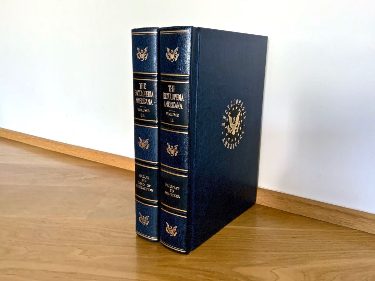 The Encyclopedia Americana 30 Volume… - € 250,00 - Vendora.cy