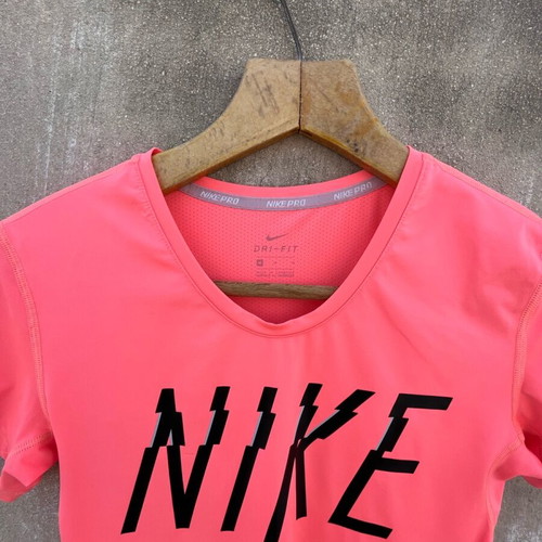 Nike T-shirt like new, orange, size S