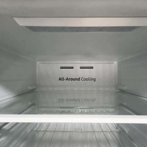 Refrigerator like new, used 4 months