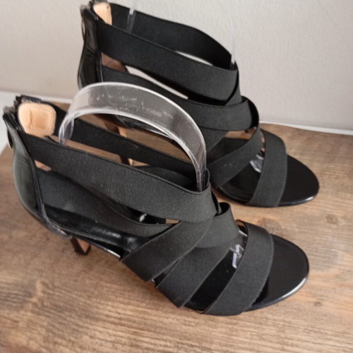 Sergio Rossi leather sandals like new, size 37, black