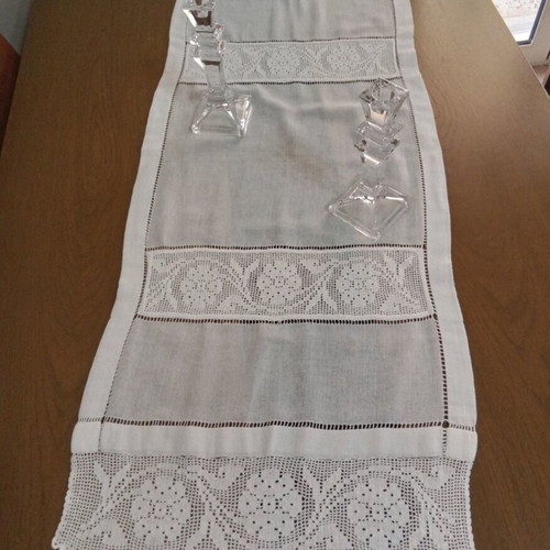 Handmade set of 3 white semens with lace