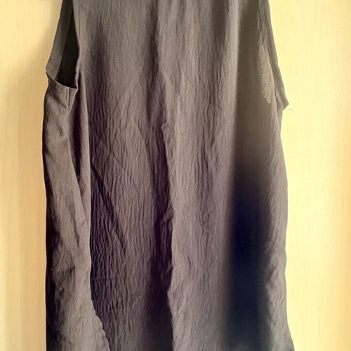 Black sleeveless blouse and ankle-length pants set new, one size