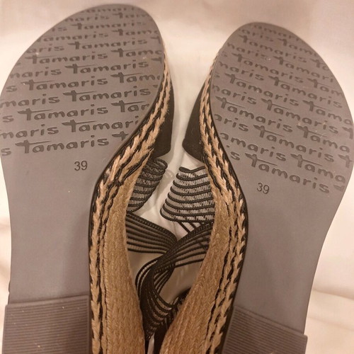 Tamaris espadrilles size 39 like new with 10 cm platform