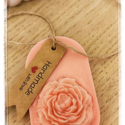 Handmade aromatic tablets for wardrobe with white musk scent