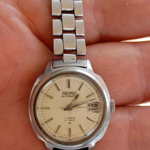 Seiko vintage women's automatic wristwatch used, silver