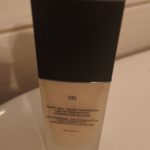 Dior Forever No-Transfer 24h Wear Matte Foundation shade 0n neutral like new