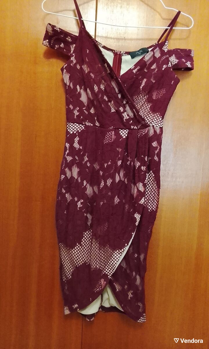 AX Paris vintage burgundy lace tulip…
