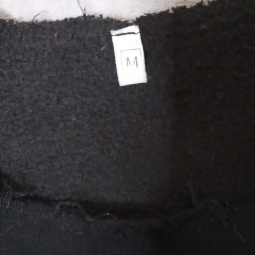 The Neighborhood sweatshirt size Medium like new, black