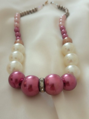 Ombre Pearl Necklace Pink White Magenta Like New