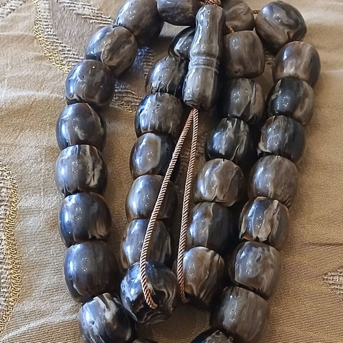 Worry beads used, 1970s vintage bakelite