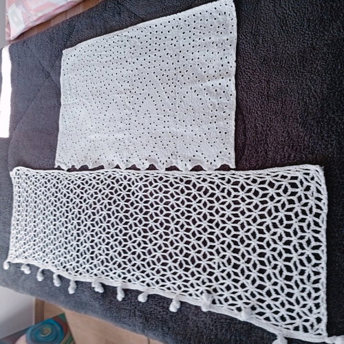 Curtains like new, set of two, handmade and machine-made