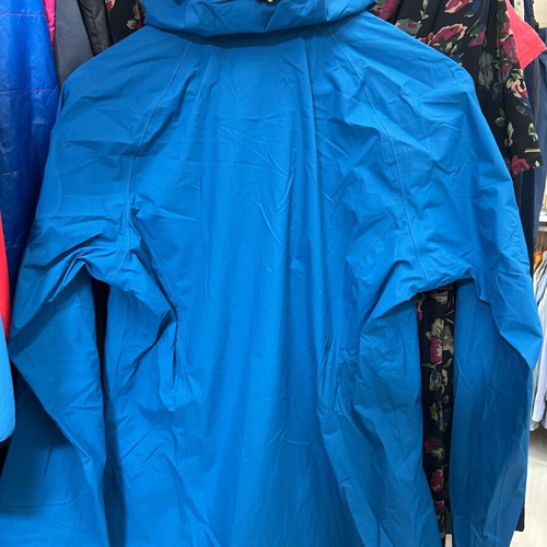Berghaus Stormcloud Waterproof Jacket new, size M, blue and green