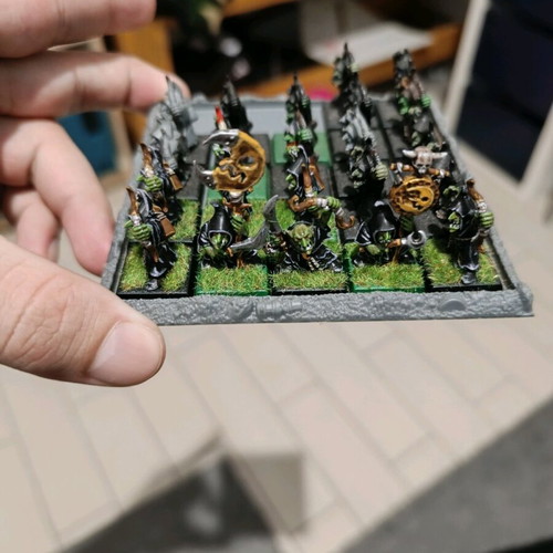 Goblin army new set with 10 spiders, 22 archers, 42 spears, 3 models, temple and troll