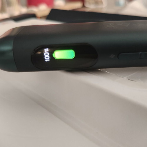 Glo Hilo tobacco heating device