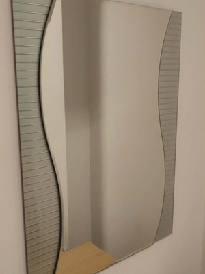 Καθρέπτης 80x60 εκ. σαν καινούργιος, χωρίς χαραγές