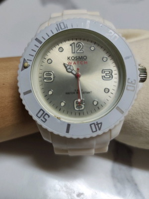 Kosmo Watch Guardz Men like new, white silicone strap