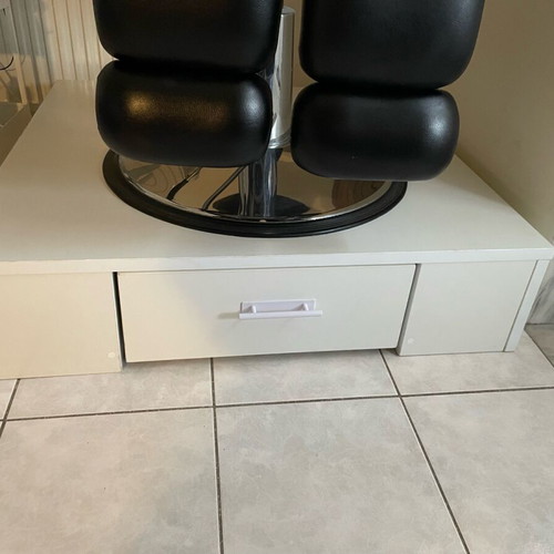 Hydraulic pedicure chair like new with wooden base and drawer