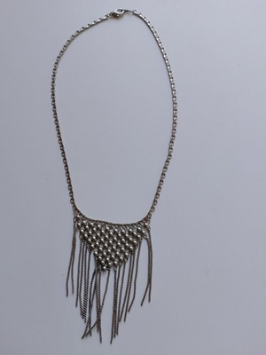 Women's silver-plated necklace used, silver color