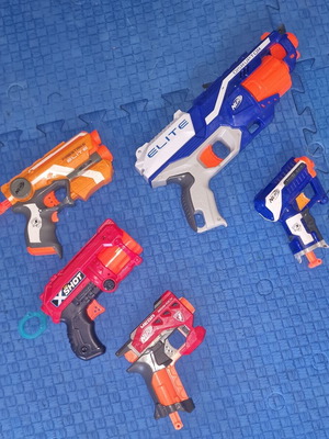 Set of 5 Nerf and X-Shot blasters
