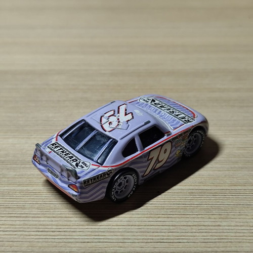 Mattel Disney Pixar Cars Haul Inngas Retread No. 79 μεταχειρισμένο μεταλλικό αυτοκινητάκι