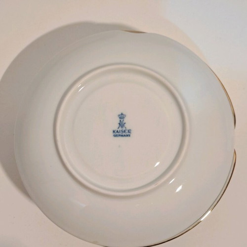 Kaiser Set of 5 Christmas Small Plates 17cm used