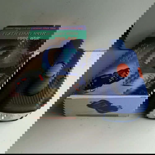 Φακός εργαλειοθήκη καινούργιος στο κουτί του