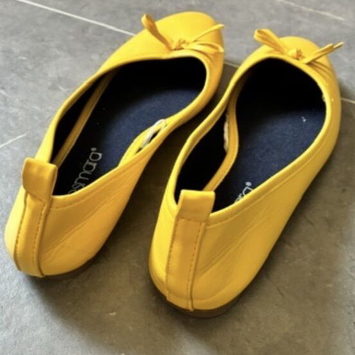 Ballerina shoes like new, yellow, size 38