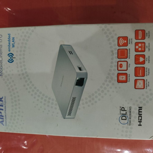 Aiptek MobileCinema i70 portable DLP projector with Wi-Fi