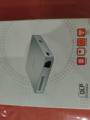 Aiptek MobileCinema i70 portable DLP projector with Wi-Fi