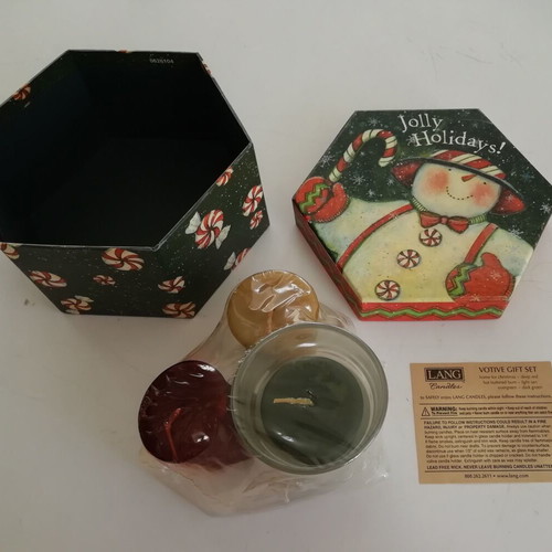 Christmas scented candles new, set of 3 with Lang box