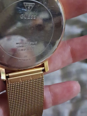 Guess women's wristwatch, gold