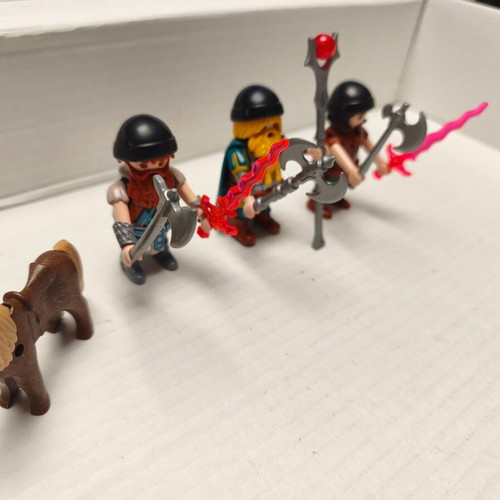 Playmobil dwarfs pack of 3 with weapons and pony like new