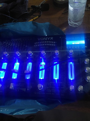 VONYX STM-3007 DJ Mixer 6 Channels with USB/SD/MP3, Effect and Bluetooth used