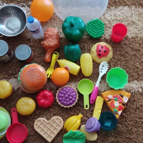 Children's kitchen toys used, pack of 143 pieces