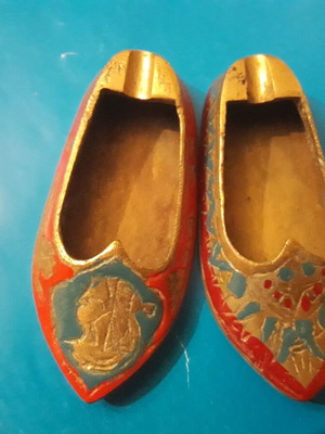 Метални пепелници употребявани, комплект от 2, народно изкуство