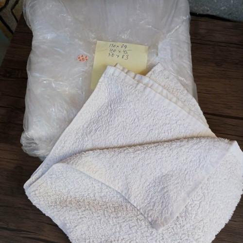 Froté Towels hotel type like new, set of 3 packs with 3 pieces each