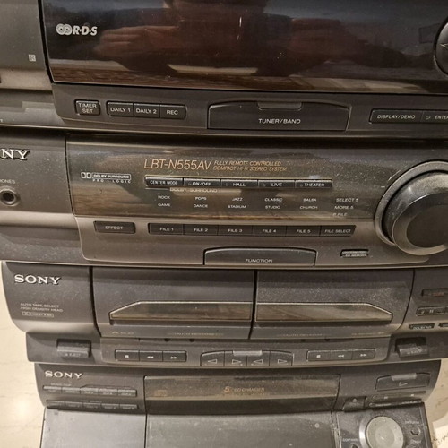 Sony Compact Hi Fi Stereo HCD-N555AV used, with turntable and cassette players