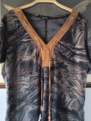 Boho dress medium used, Apparel brand, short sleeve, midi