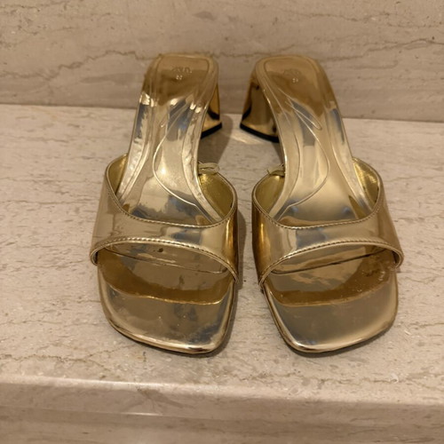 Zara gold mules like new, size 36