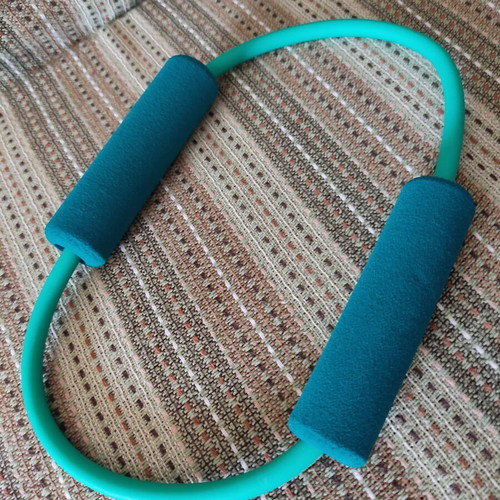 Fitness tools set of 2 used, hand grip and stretching band