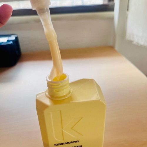 Kevin Murphy Smooth Again hair treatment used anti-frizz