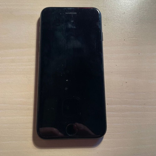 Apple iPhone 7, 8, SE pack of 6 like new