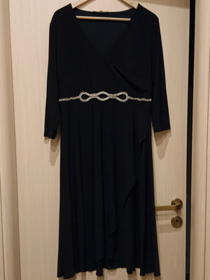 Leonard's dress like new with silver strass crossover flared XXL