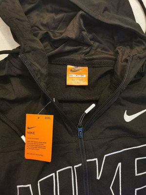 Nike ζακέτα καινούργια, μαύρο και άσπρο, μέγεθος XXL