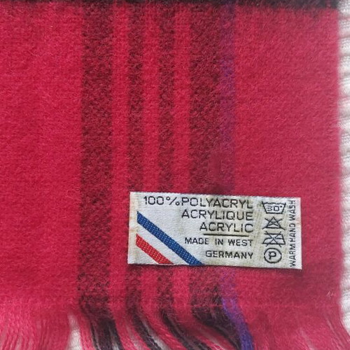 Scarf red acrylic like new, multicolored