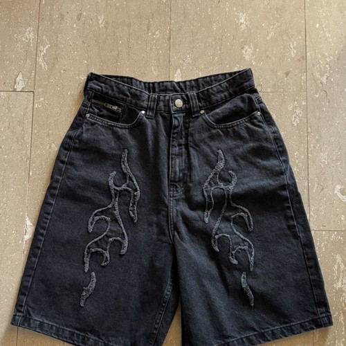 Supply & Demand Black Denim Shorts like new, size EU 13-15 / US XL