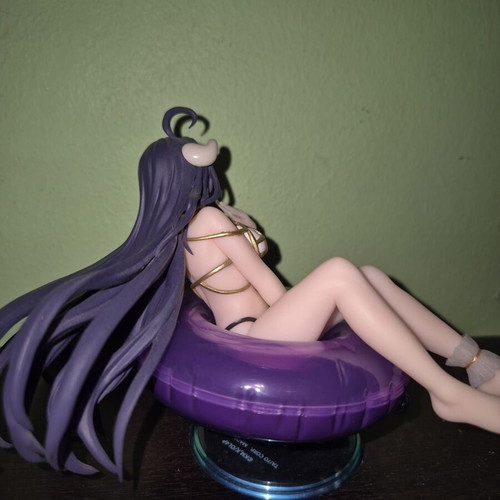 Albedo figure like new from the anime series Overlord
