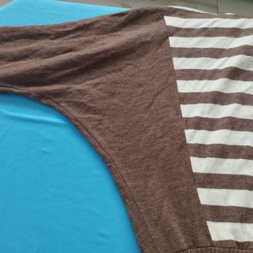 Retro brown knitwear set with batwing sleeve blouse and midi skirt like new